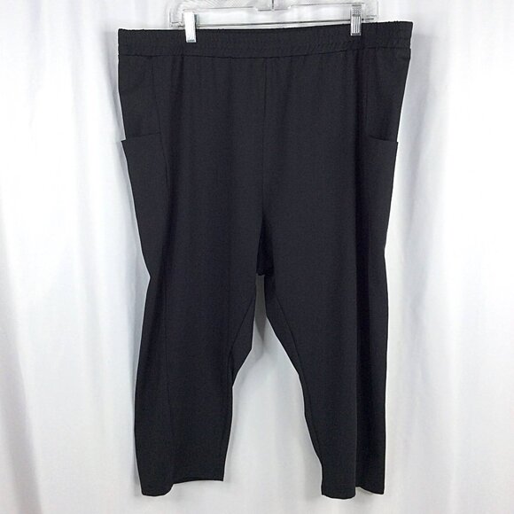 Bloomchic Womens Plus Size Capri Pants 26 Black Stretch Hip Phone Pockets - Picture 1 of 6